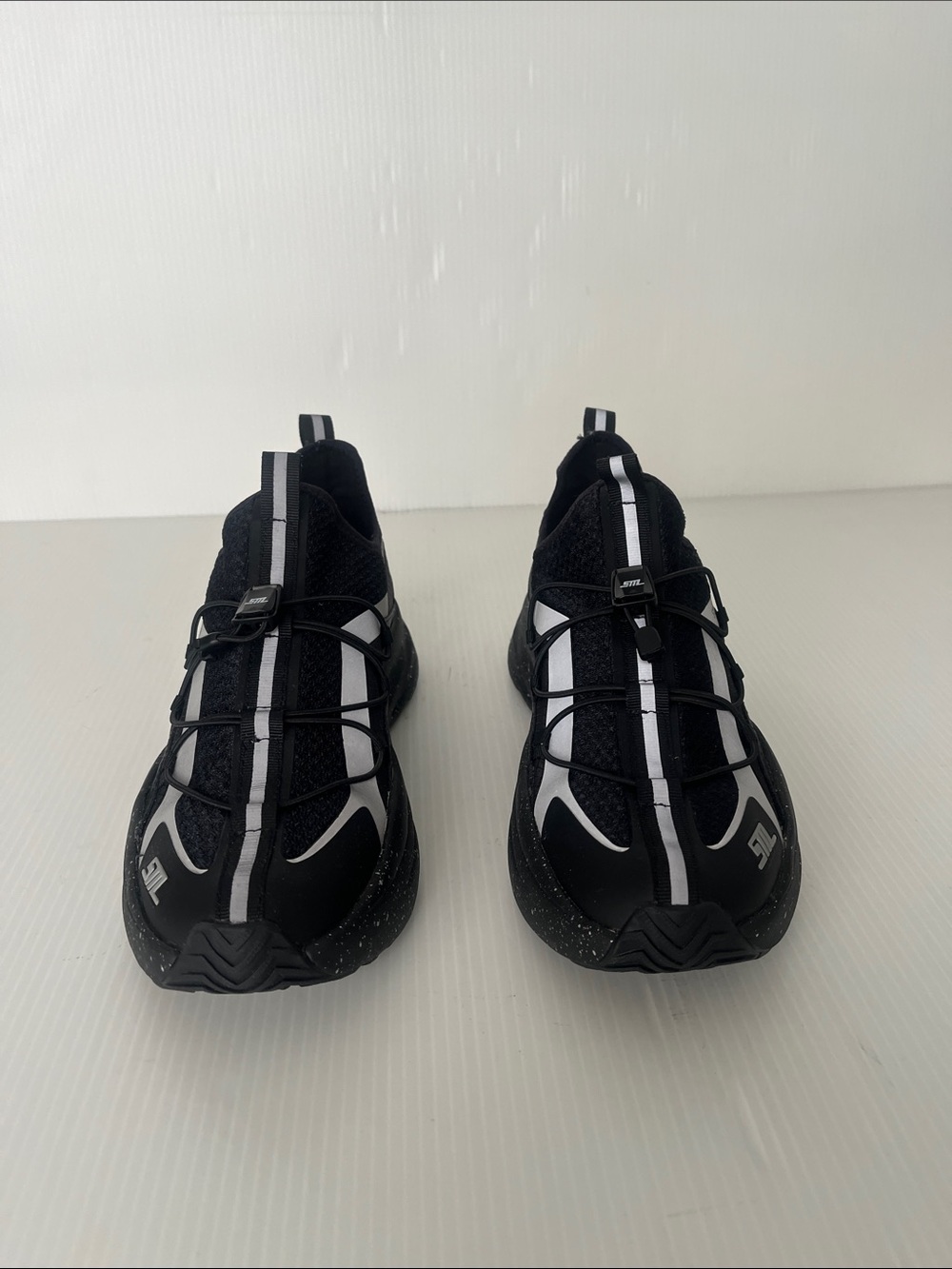 Women’s Steve Madden Ignite 1 Sneaker Shoes Size 8.5